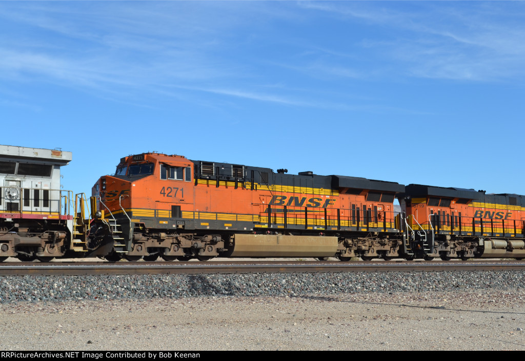 BNSF 4271